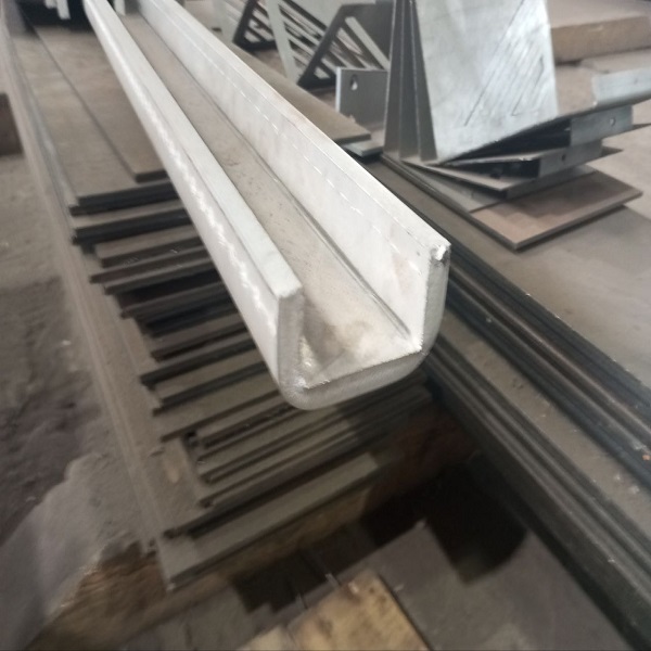 Профиль холодногнутый из алюминия